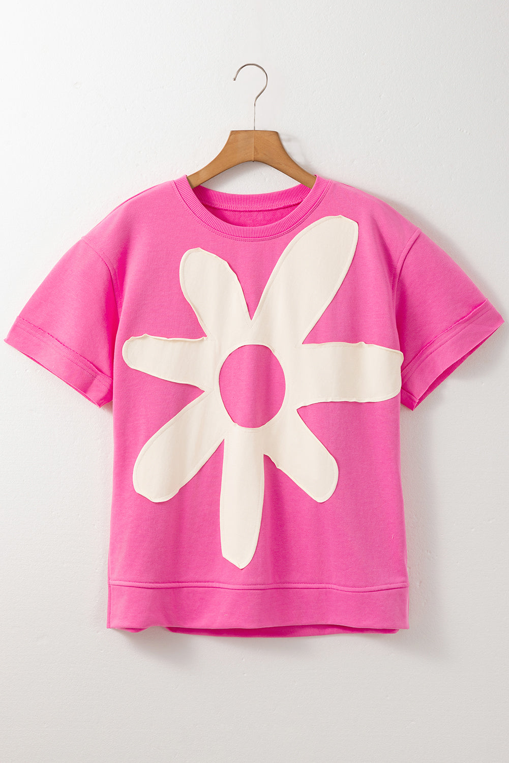 Sachet Pink Contrast Flower Drop Shoulder Loose T Shirt eAura