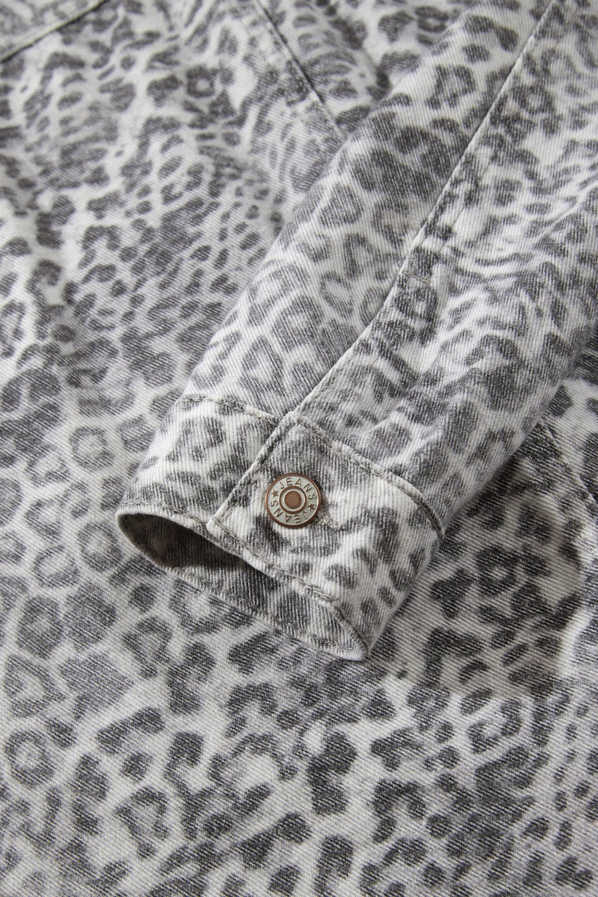 Leopard Print Studded Collar Studded Patch Pocket Denim Jacket – Khaki