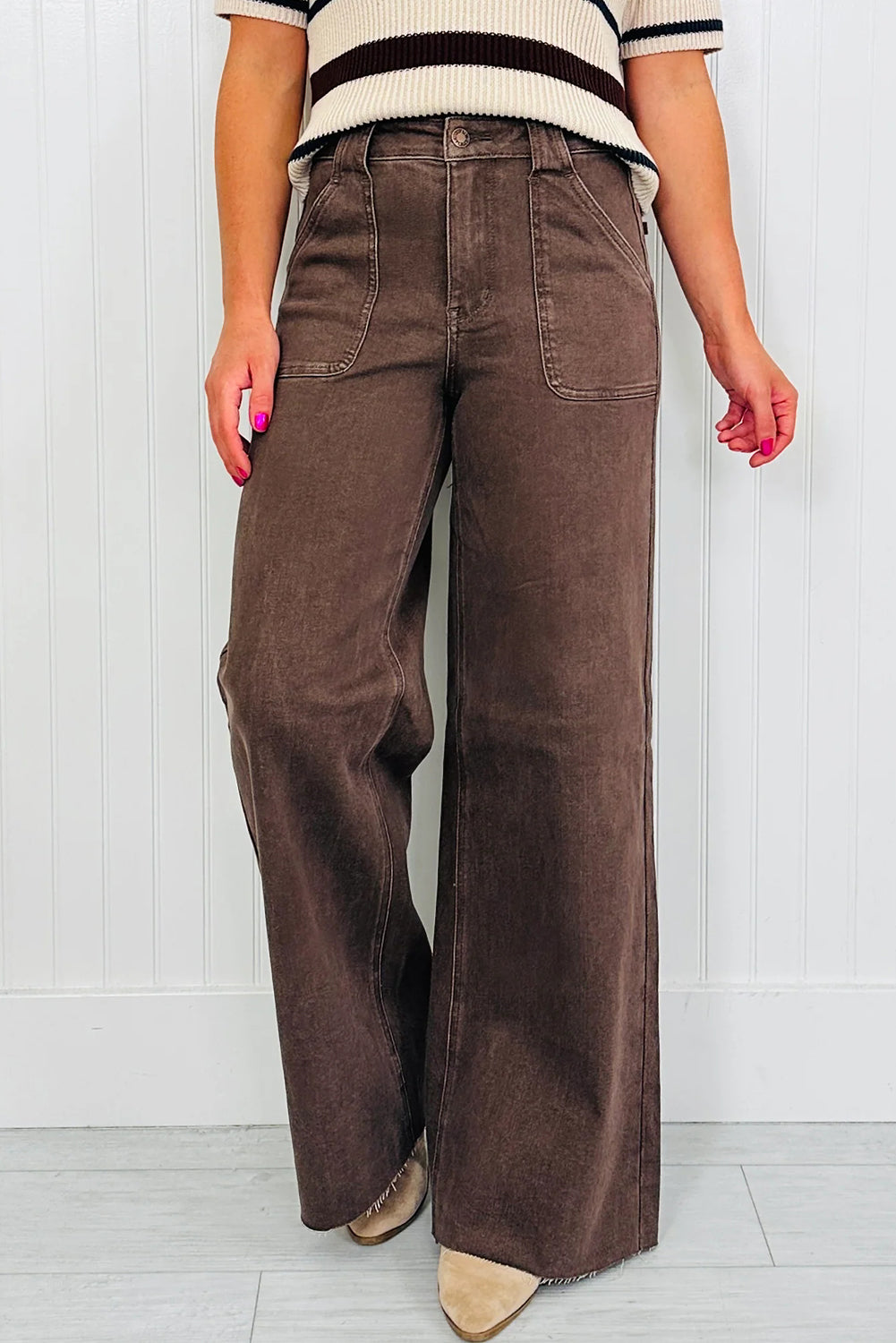 Retro Washed Patch Pocket Loose Jeans - Brown / 4 USA - Bottoms/Jeans/WideLeg