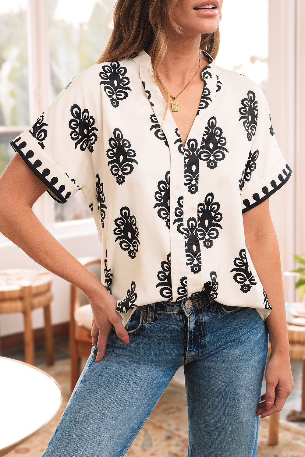 Black Geometric Print Short Sleeve V Neck Blouse eAura