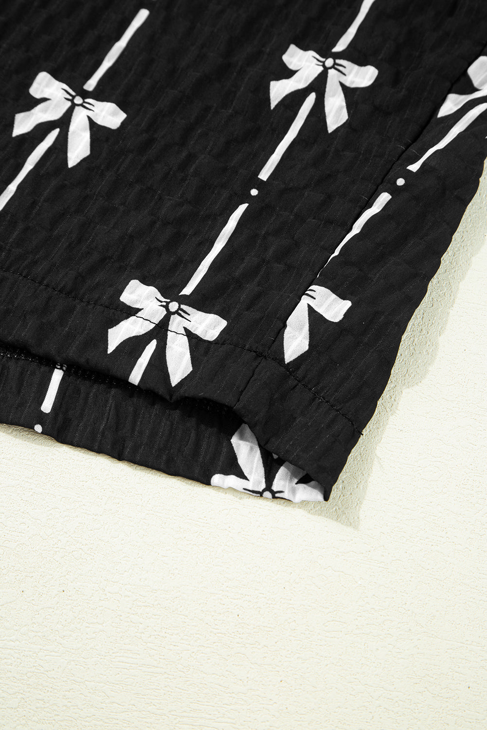 Black Bow Print Puff Short Sleeve Top eAura