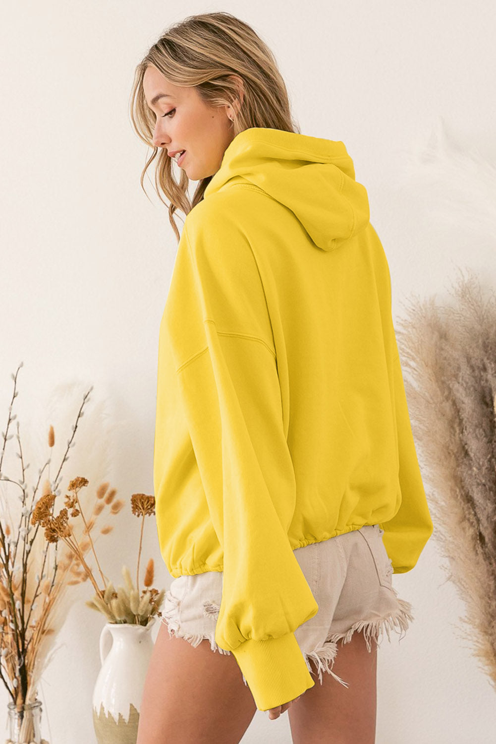 Beige Ribbed Trim Kangaroo Pocket Zipped Hoodie eAura
