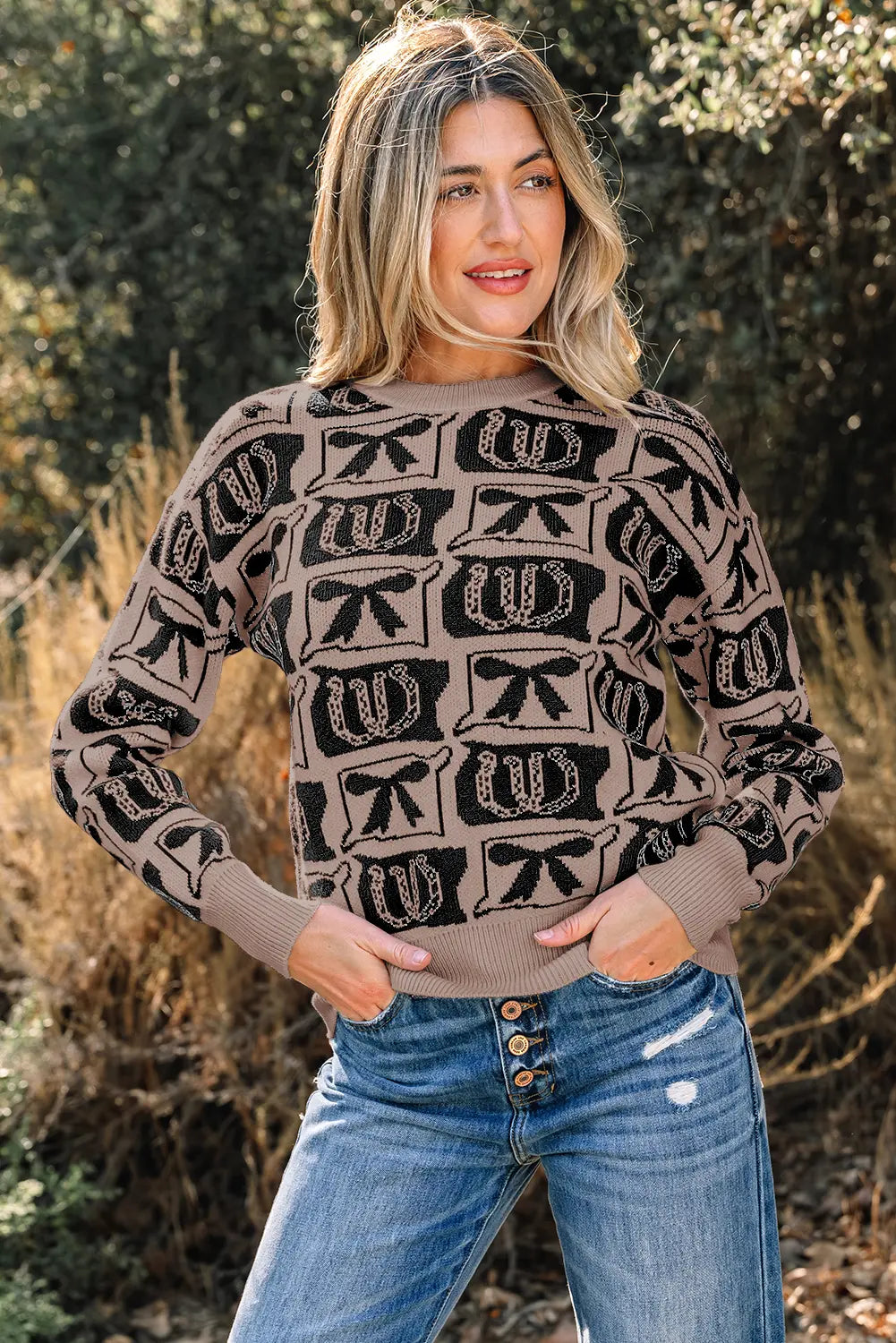 Bows & Horseshoes Pattern Western Fashion Print Sweater – Black