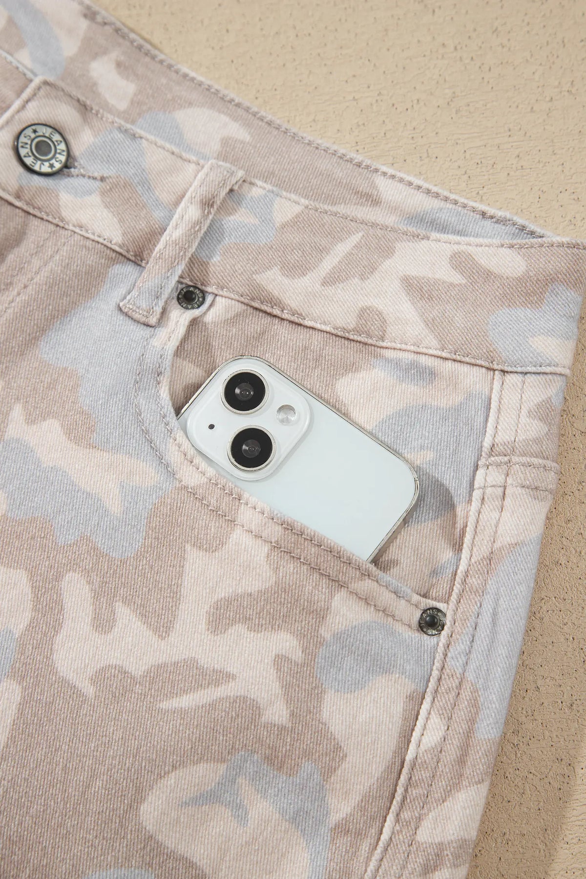 Jeans Ankle-Length Harem Fit with Camouflage Print and Rivet Pocket Detail