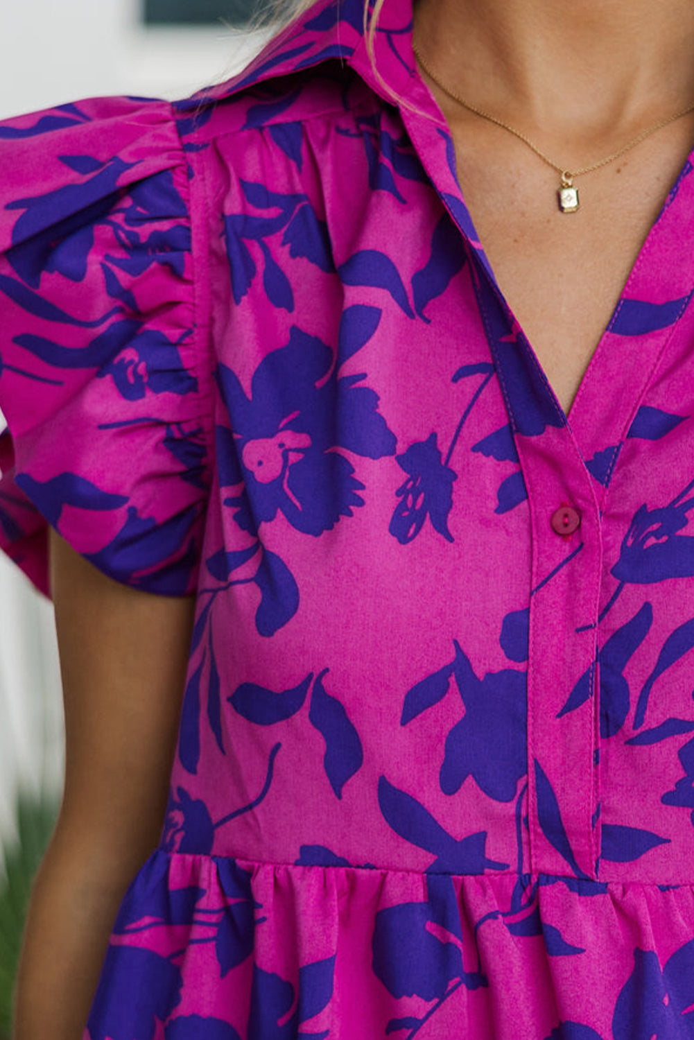 Rose Floral Print Collared Button Neckline Flutter Sleeve Blouse eAura