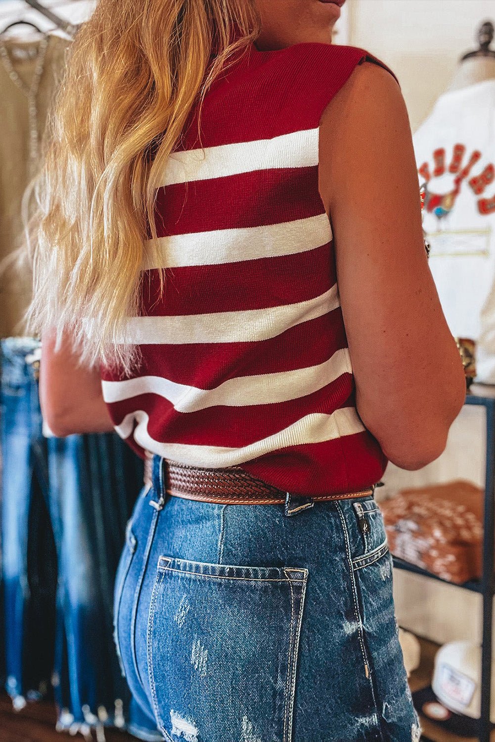 Red Stripe Collared Split Neck Sleeveless Sweater eAura