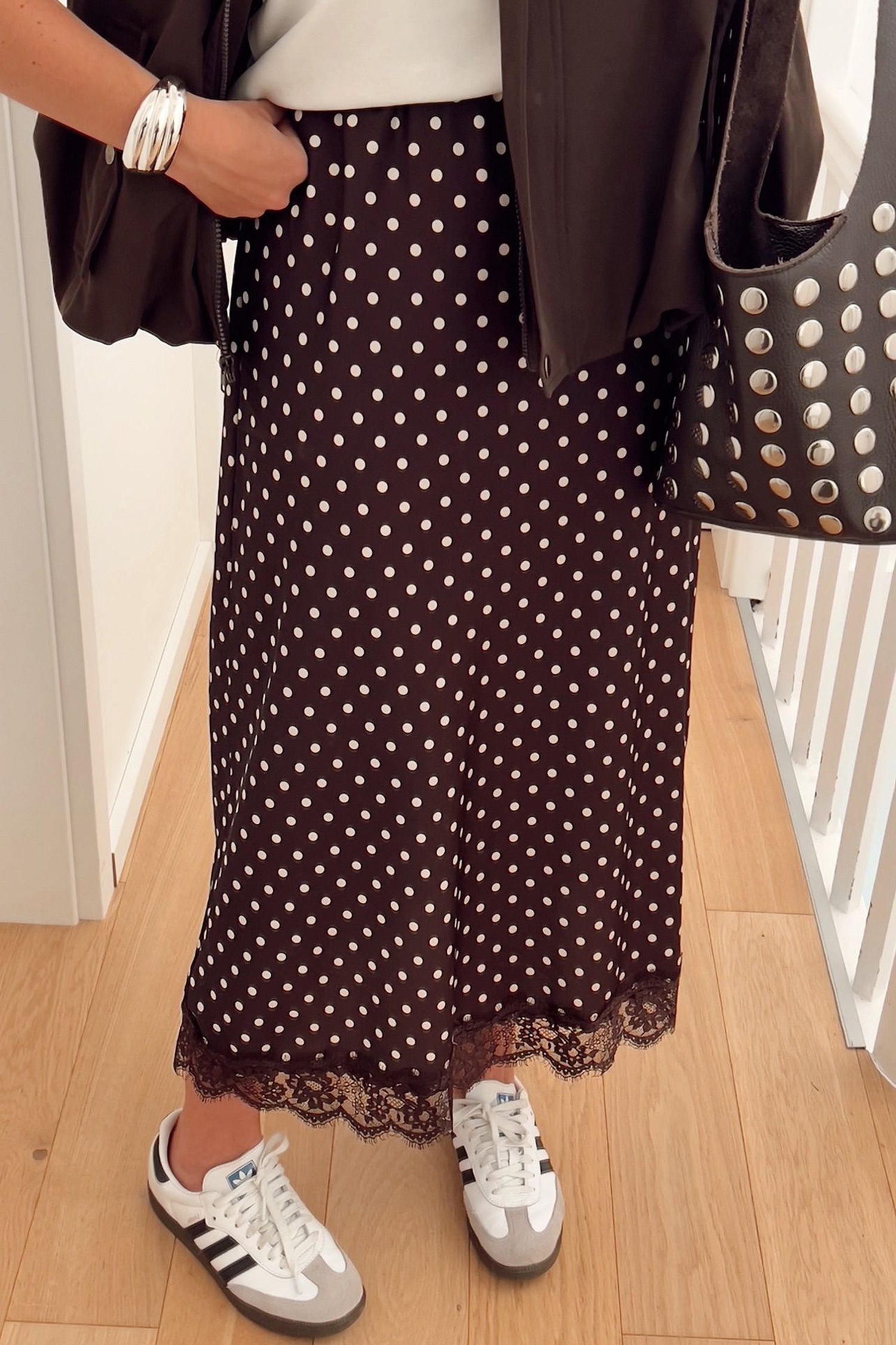 Polka Dot Lace Hem Elegant Long Shift Skirt – Khaki