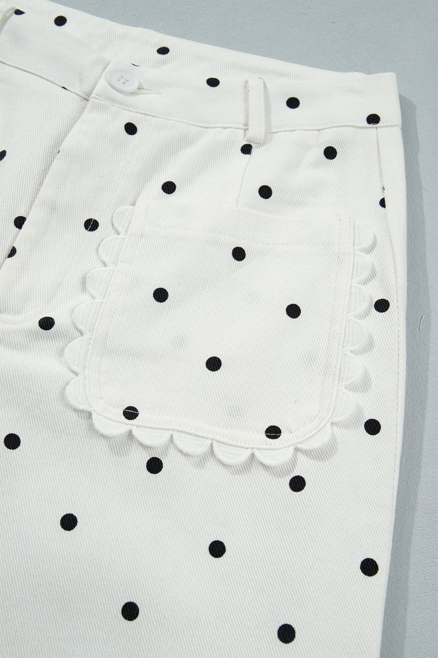 White Polka Dot Scalloped Pocket Cotton Shift Pants