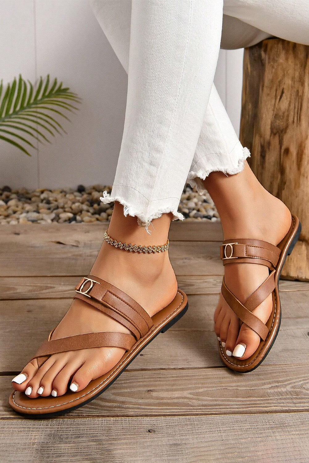 Chestnut Cross Toe Metal Buckle Leathered Flat Sandals BB Fashion Outlet