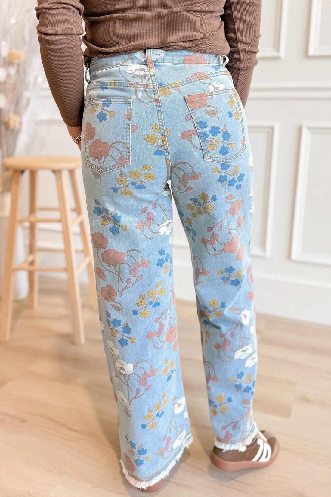 Floral Print Raw Hem Shift Jeans - Bottoms/Jeans
