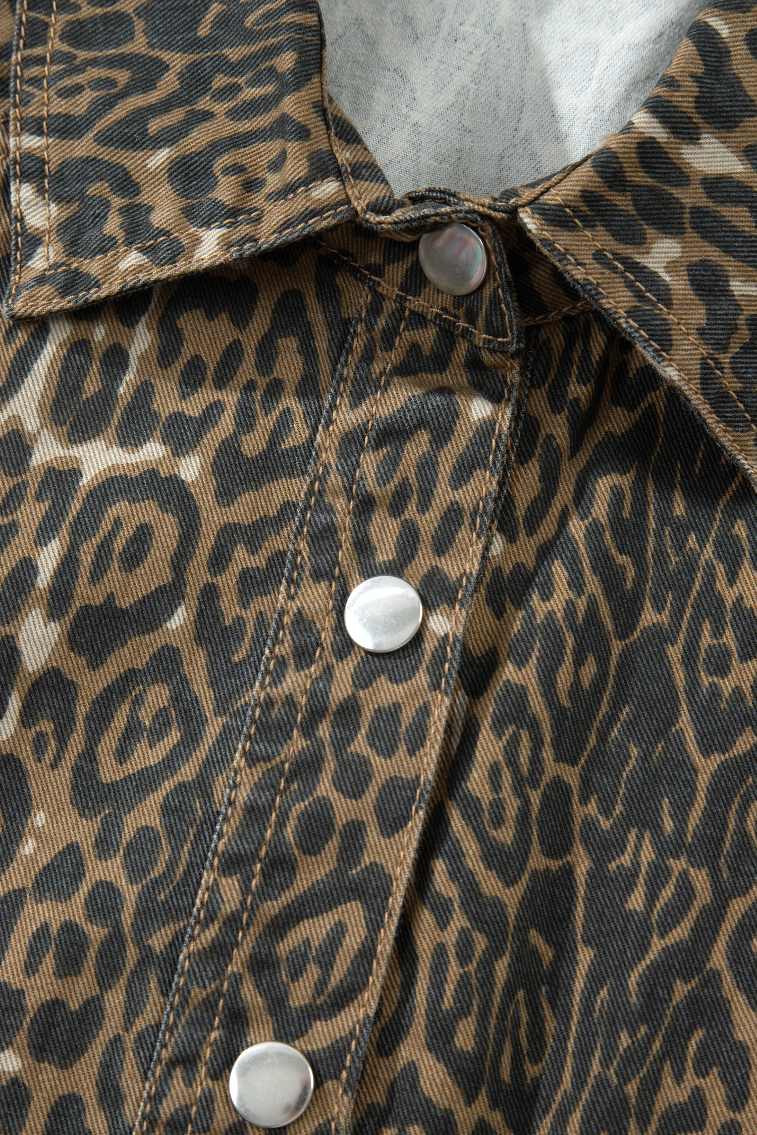 Leopard Print Puff Sleeve Pleated Denim Mini Dress