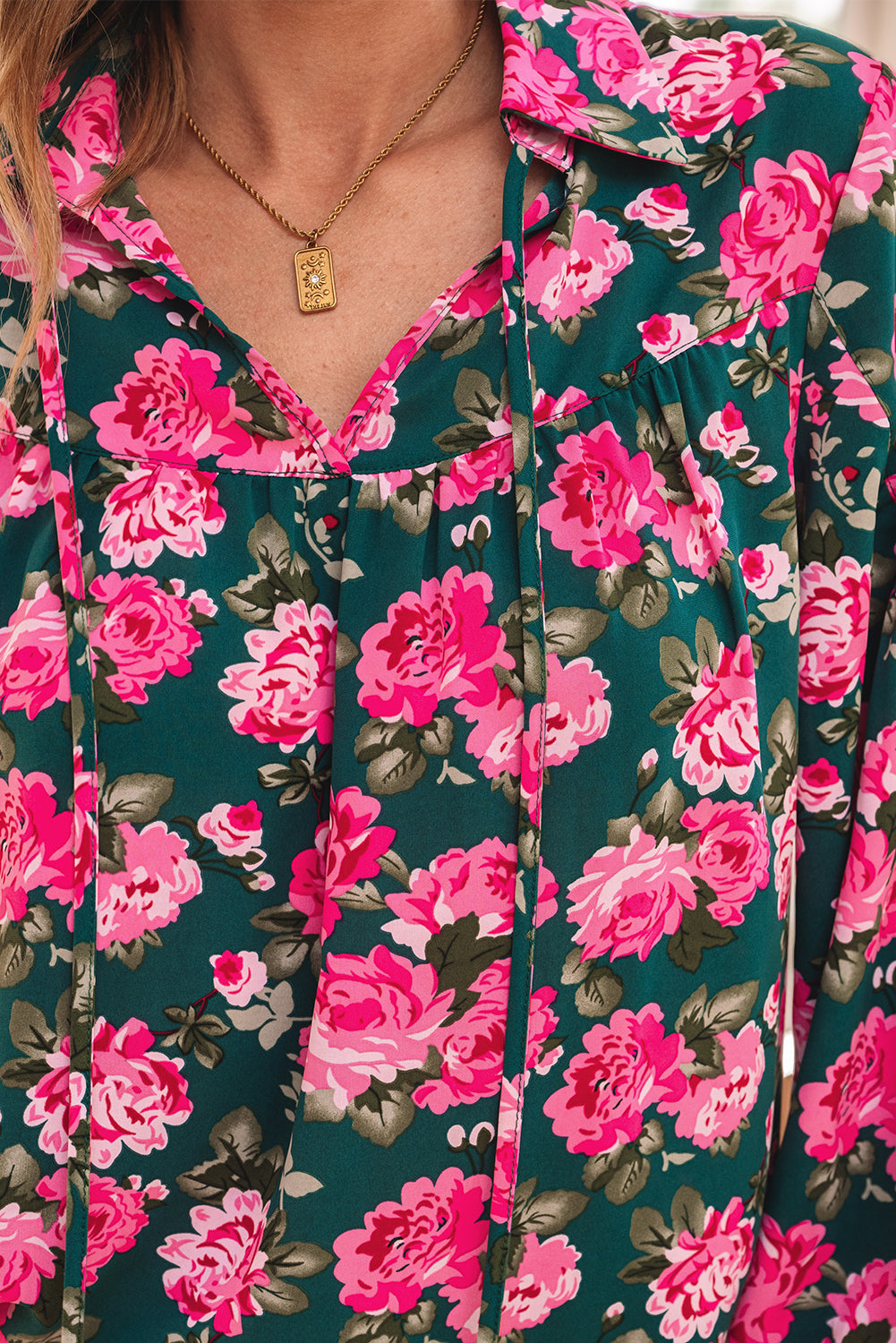 Green Floral Printed Tied Collar Puff Sleeve Blouse eAura