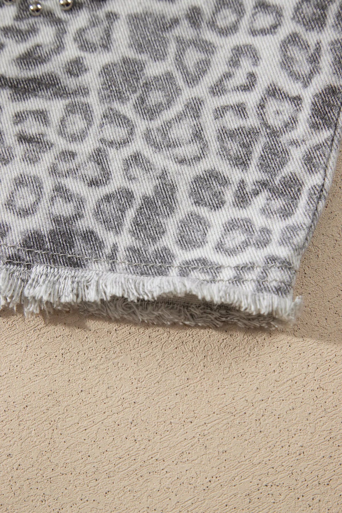Leopard Print Studded Collar Studded Patch Pocket Denim Jacket – Khaki