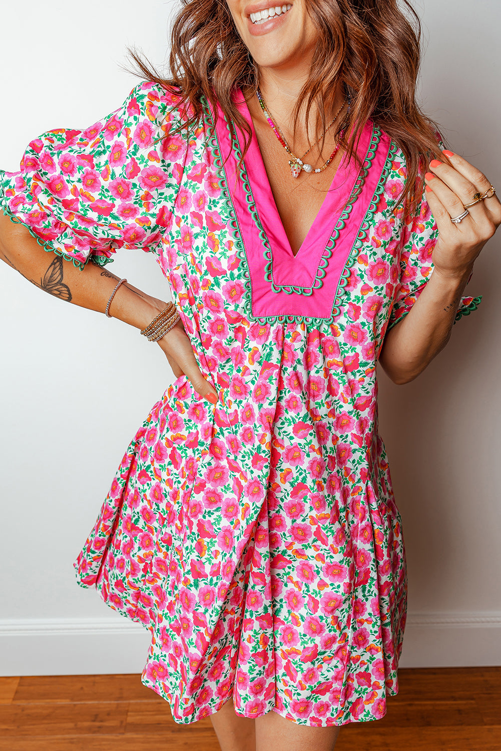 Pink Floral Print V-Neck Patchwork Short Bubble Sleeve Mini Dress