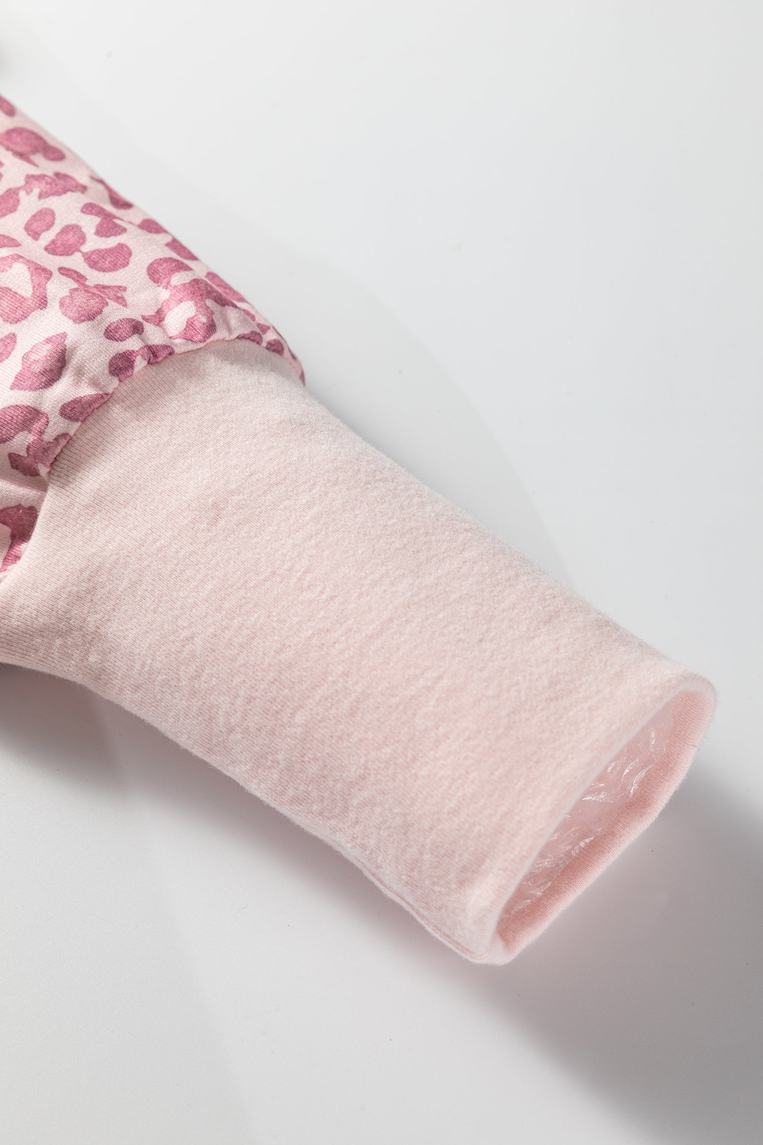 Leopard Print Crew Neck Sweatshirt - eAura