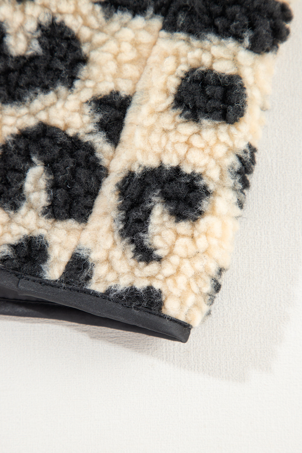 Leopard Print Sherpa Vest Coat – Black