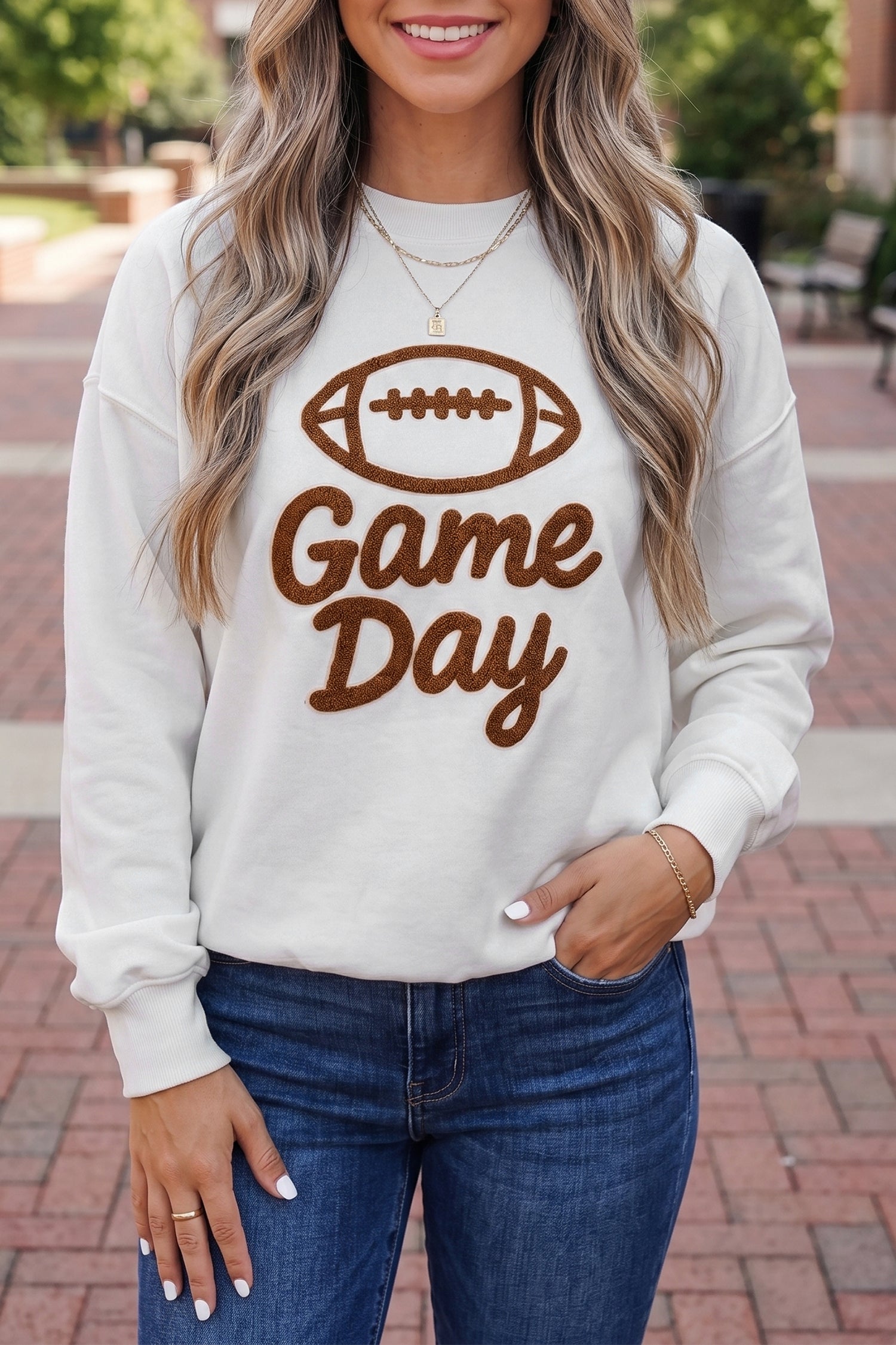 Embroidered Slogan Game Day Rugby Pattern Crewneck Sweatshirt – White