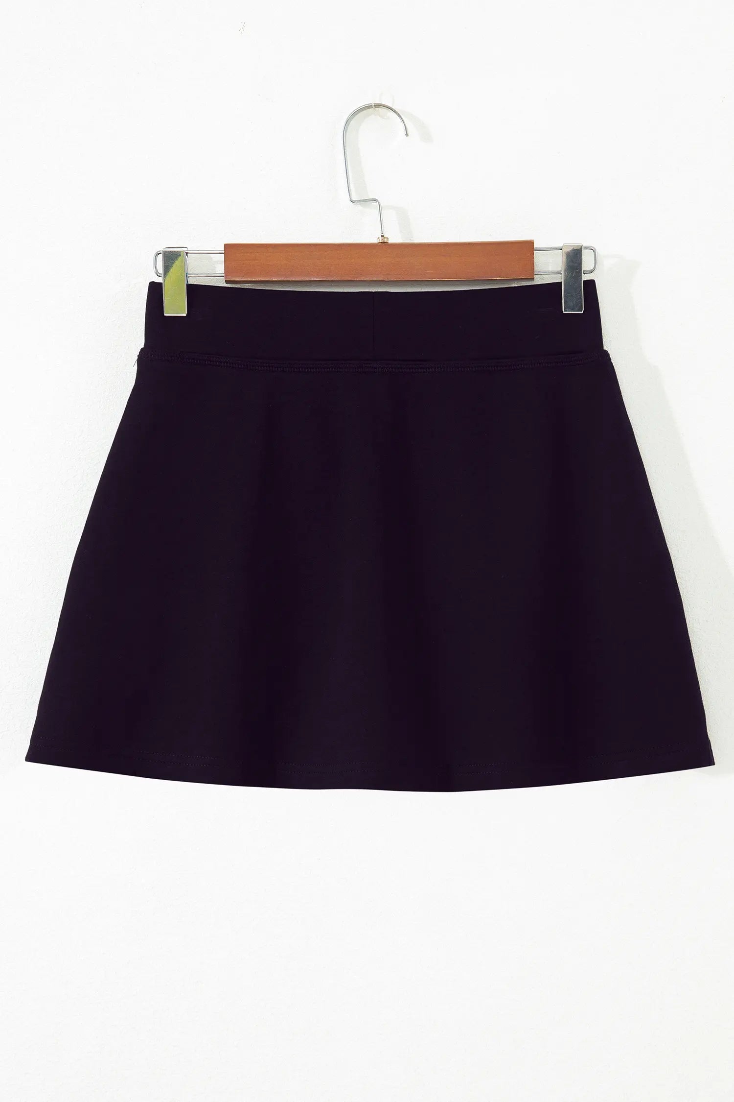Black Solid Color Wrapped Side Slit Skort