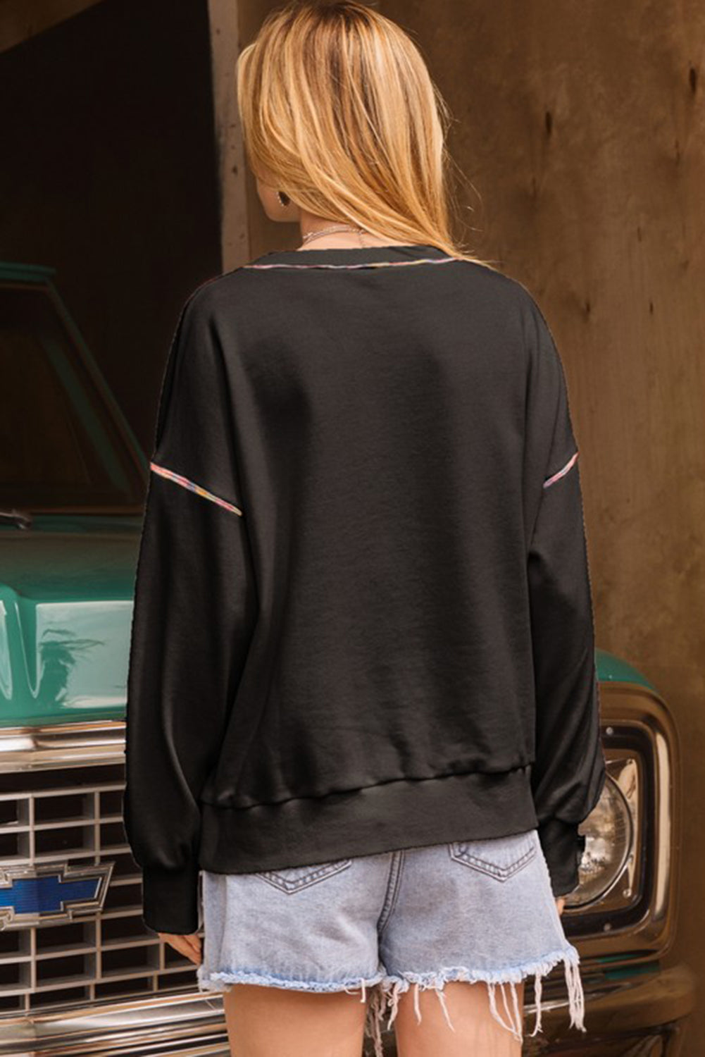 White Contrast Rainbow Trim Drop Shoulder Pullover Sweatshirt eAura