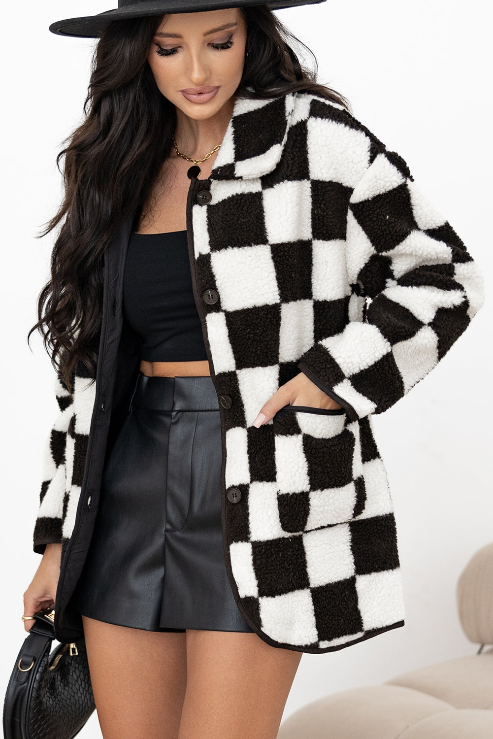 Black Checkered Side Pockets Collared Buttoned Fleece Jacket eAura