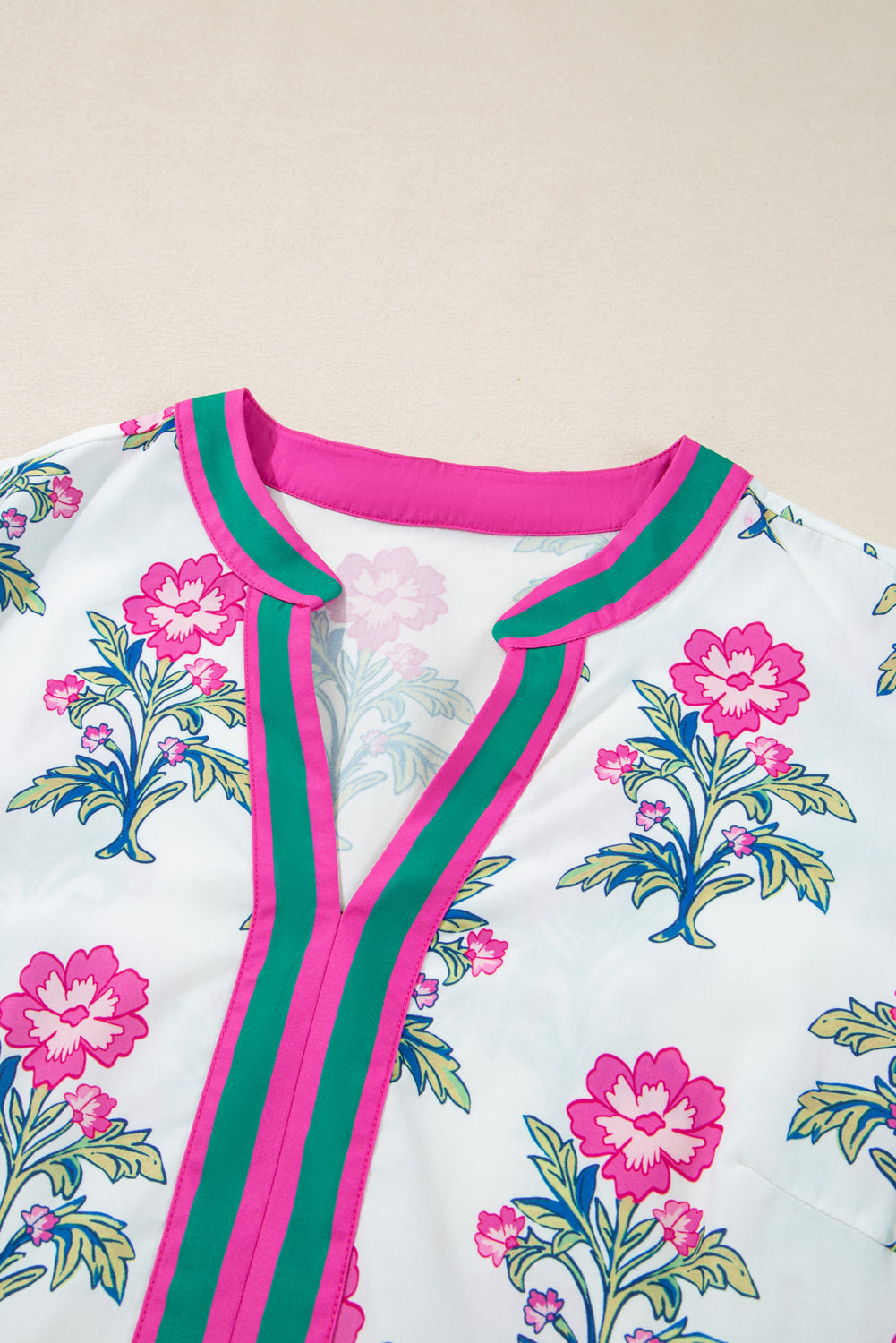 Print Contrast Split Neckline Short Puff Sleeve Curvy Dress BB Fashion Outlet
