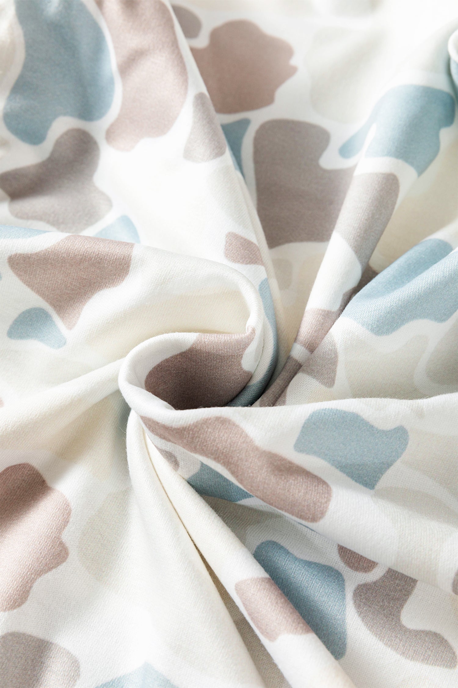Camouflage Print Relaxed Drawstring Hoodie – Beige