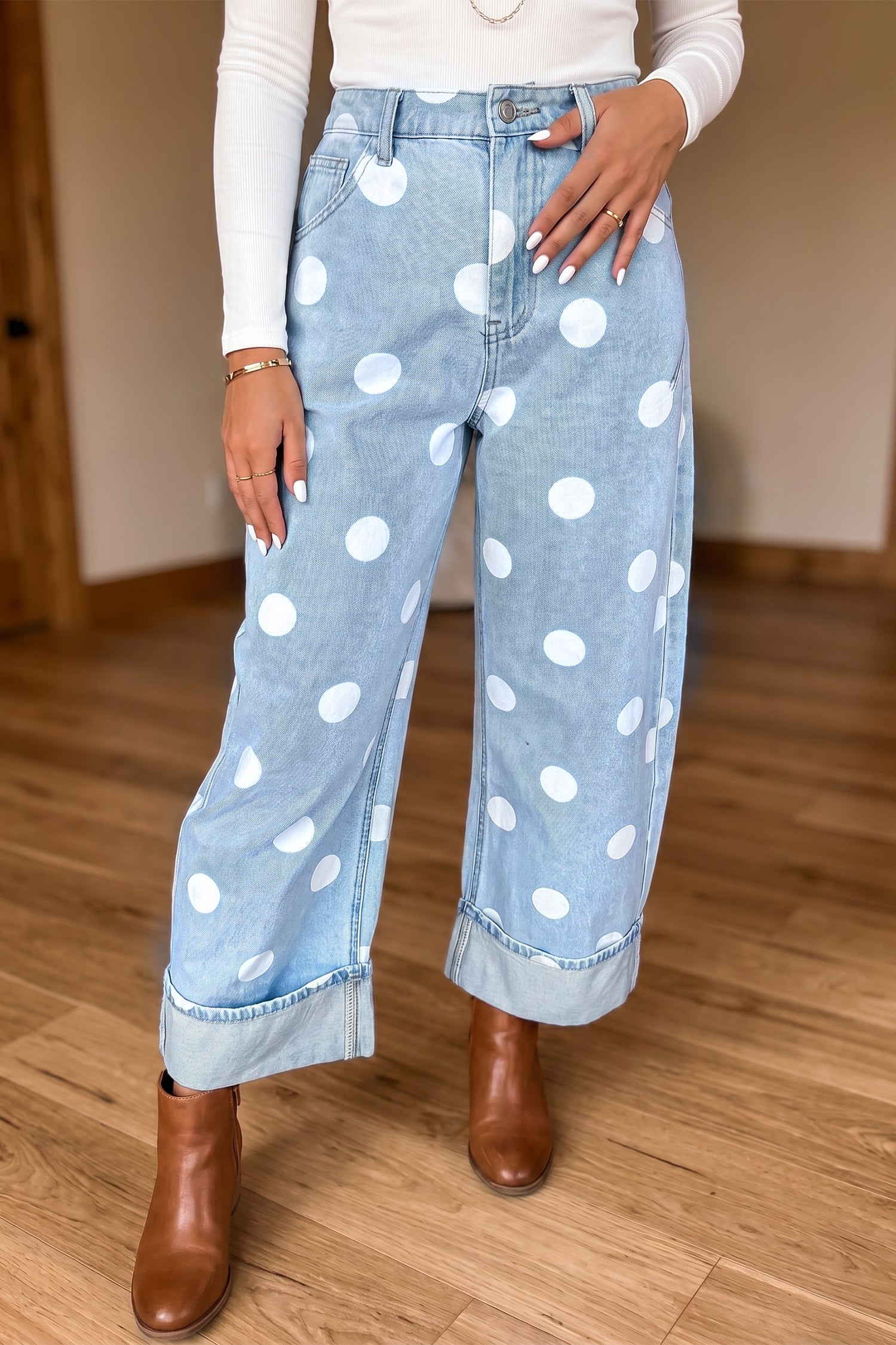 Polka Dot Ankle-Length Metal Button Casual Jeans – Brown
