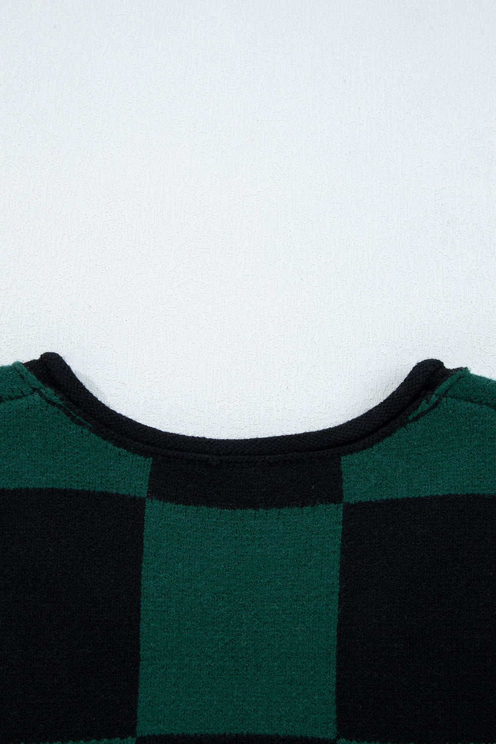 Checked Notched Neckline Drop Shoulder Knit Sweater eAura
