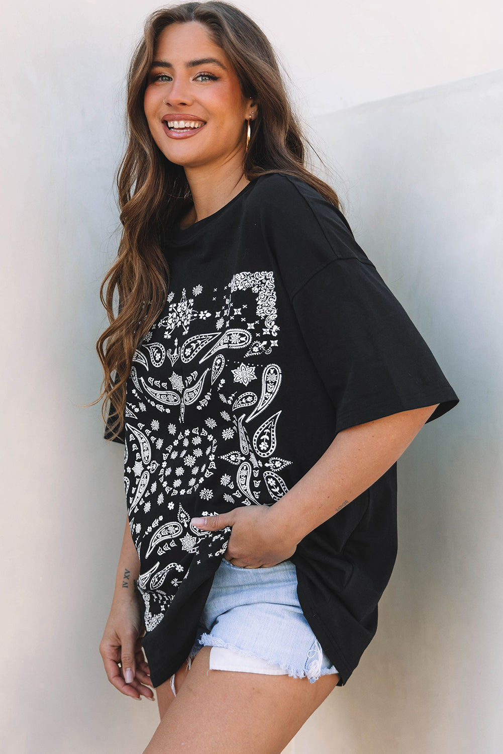 Black Paisley Print Crew Neck Loose Fit Tunic Tee eAura