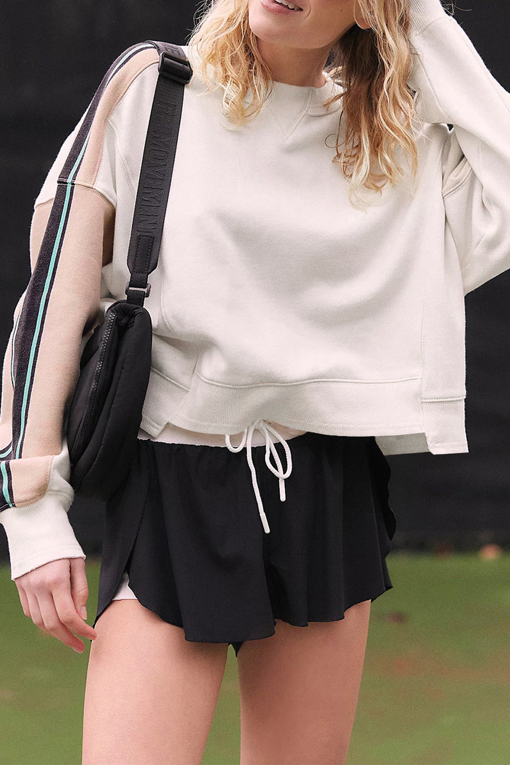 White Striped Colour Block Exposed Seam Loose Active Sweatshirt eAura