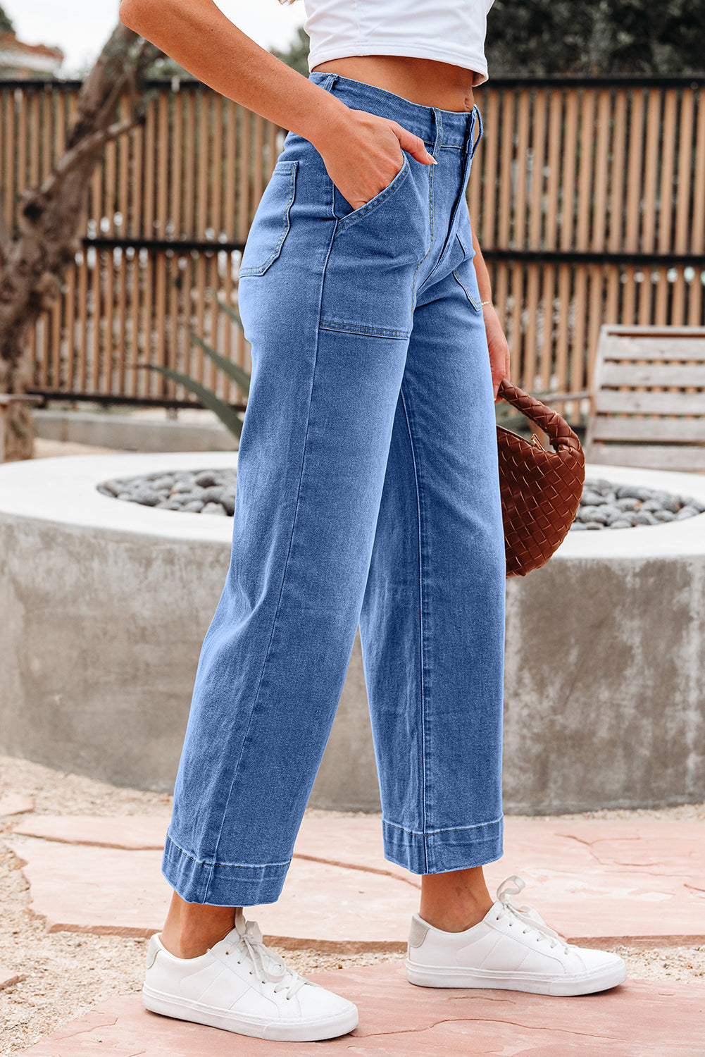 Cropped High Rise Wide Leg Jeans - eAura