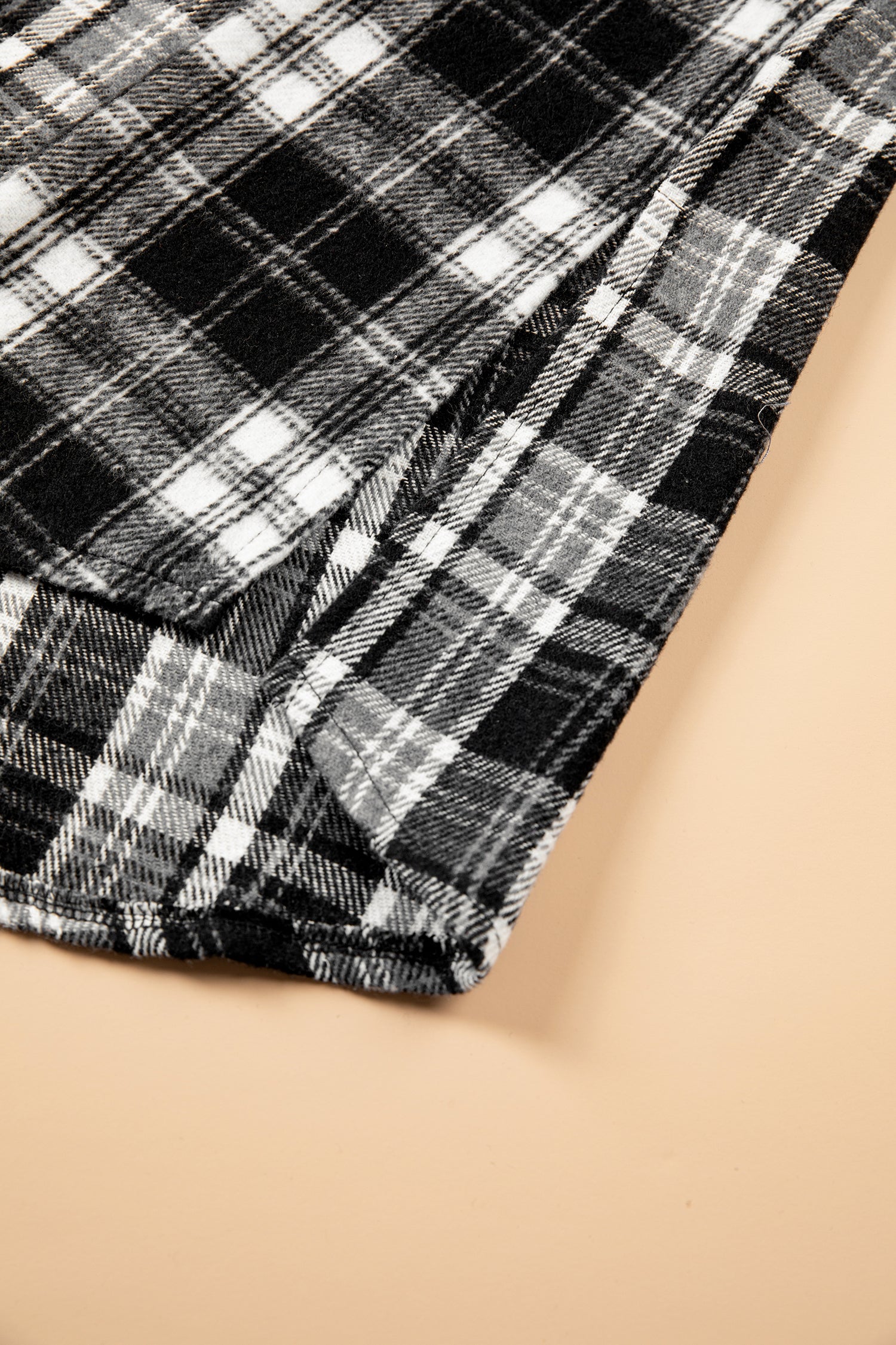 Plaid Long Sleeve V Neck Shift Plus Size Shirt Jacket – Black