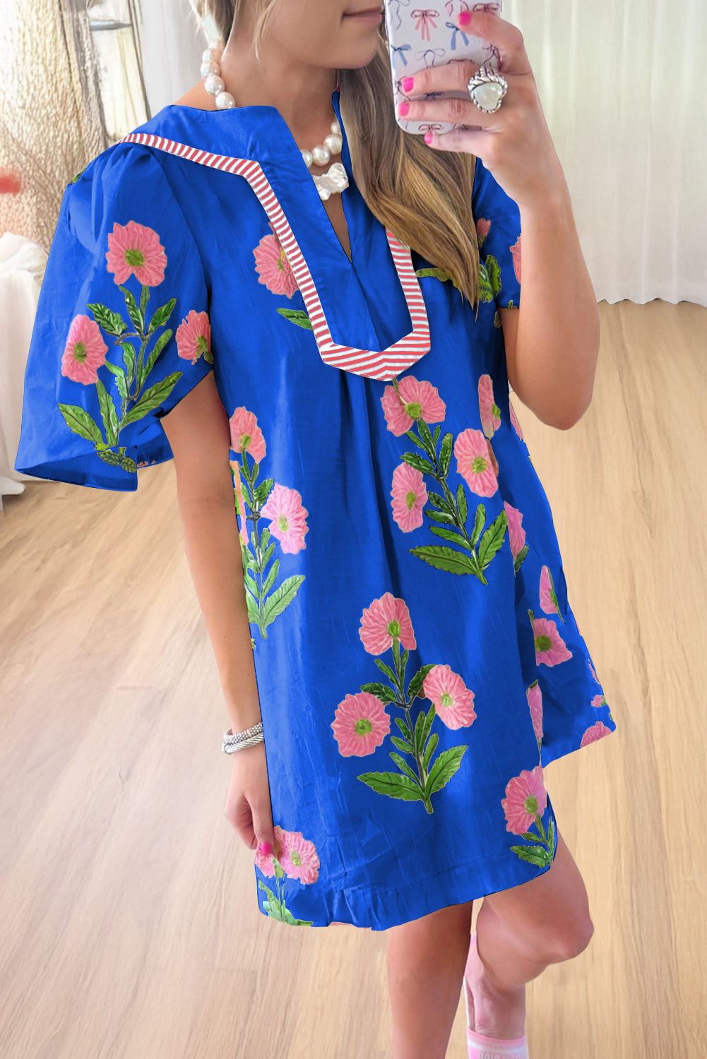 Blue Floral Short Sleeve Split Neck Loose Mini Dress eAura