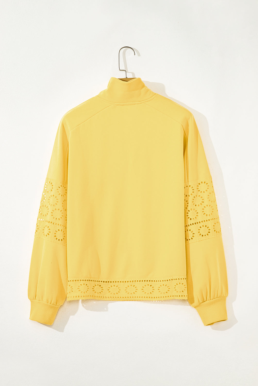 Embroidered Flower Patchwork Snap Buttons Pullover Sweatshirt - eAura