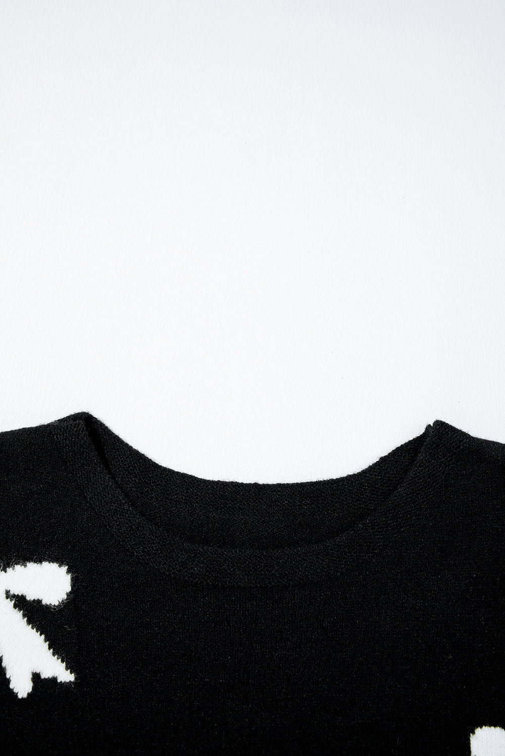 Bow Pattern Knit Short Sleeve Black Sweater eAura