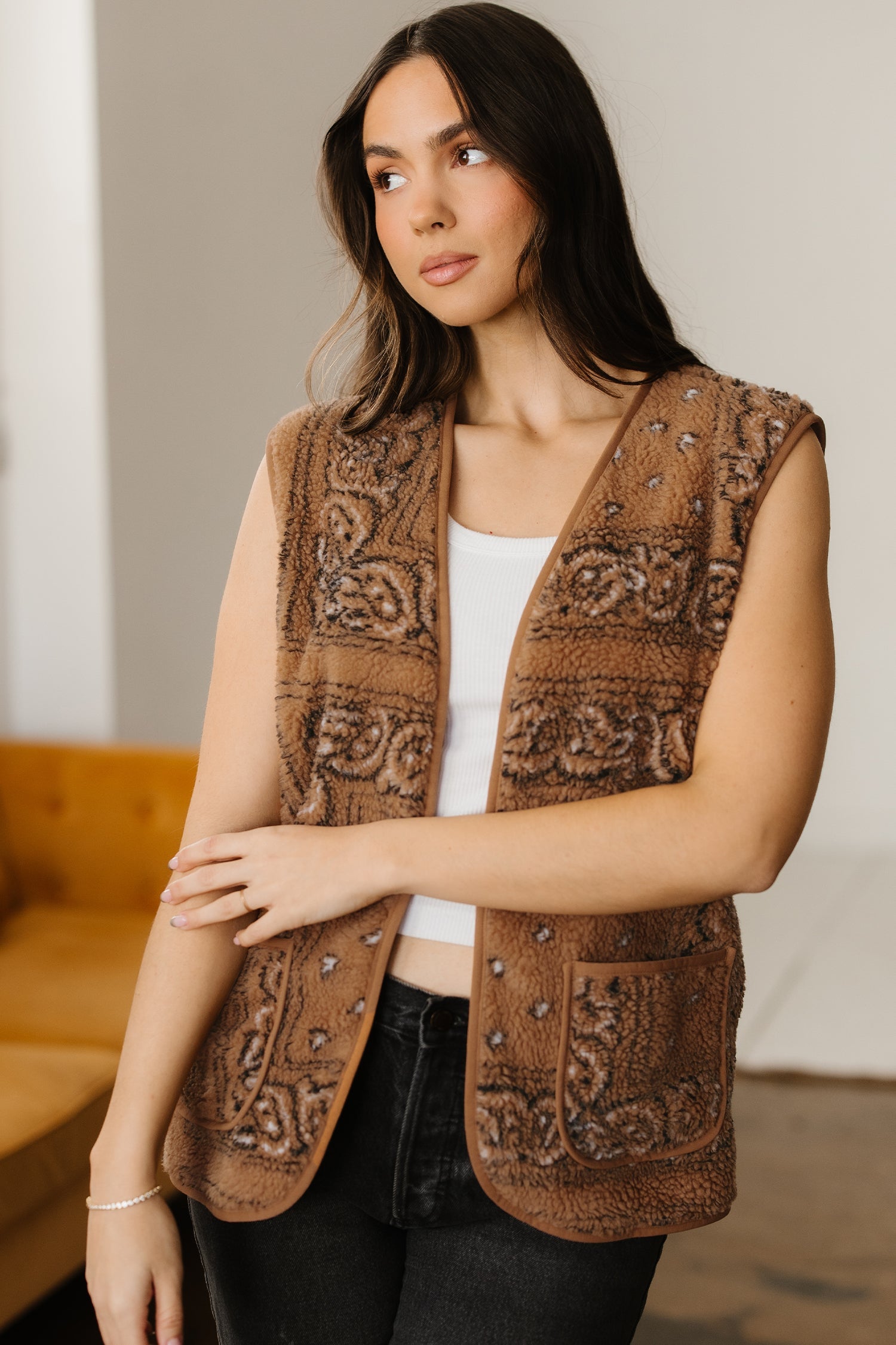 Print Pocketed Western Fashion Vest - Outerwear/Vests