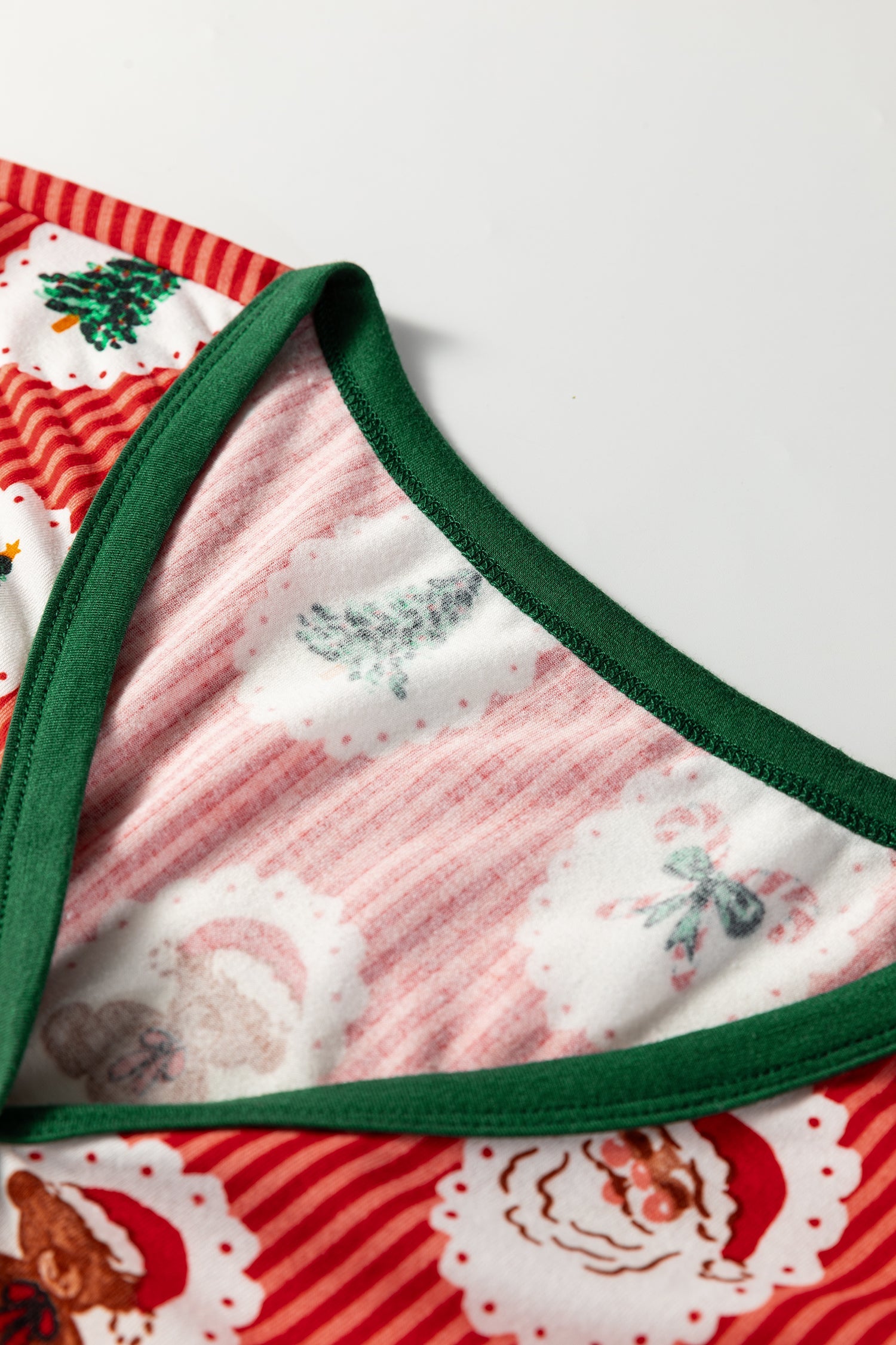 Red Stripe Christmas Fashion Print Pyjama Set - eAura