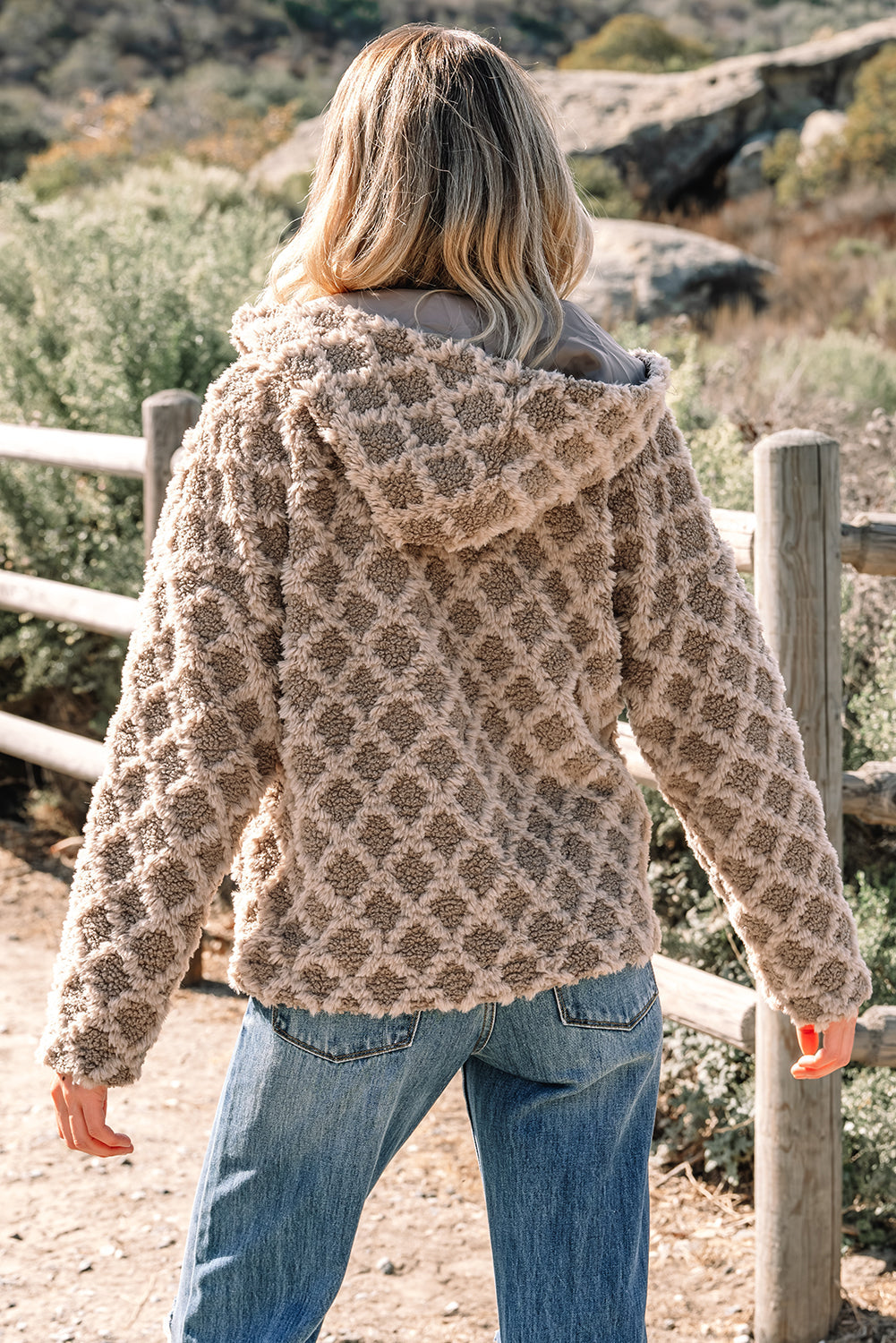 Sherpa Diamond Pattern Zip-Up Side Pocket Hooded Jacket - eAura