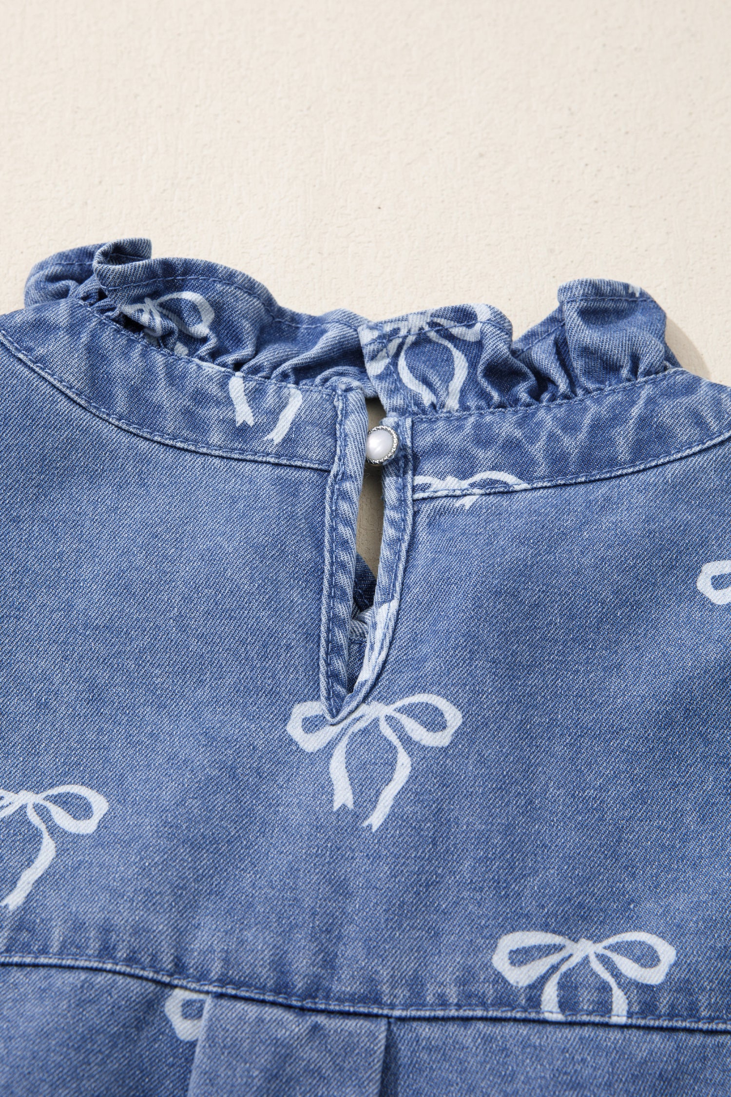 Frilled Collar Flutter Sleeve Denim Top – White