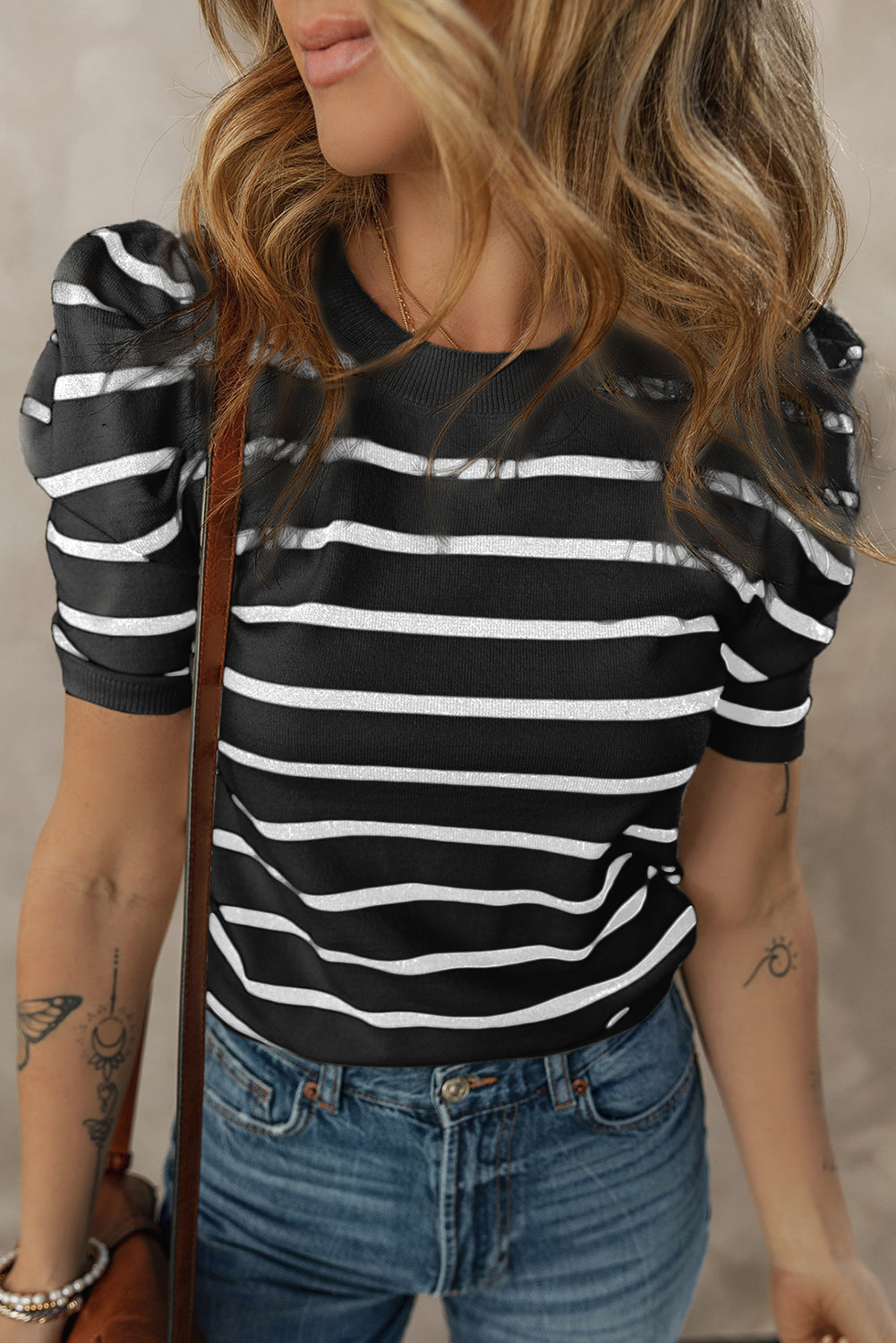 Ribbed Trim Round Neck Bubble Sleeve Knitted Top eAura