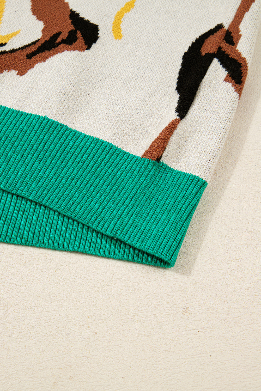 Contrast Ribbed Stripes Detail Animal Pattern Knit Sweater eAura