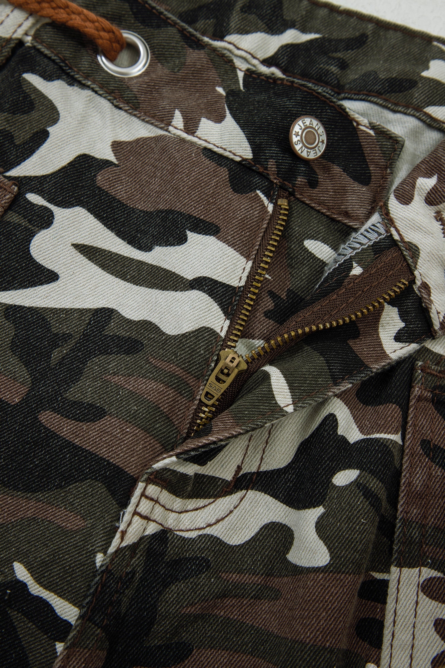 Camouflage Print Splashed Distressed Loose Denim Pants - eAura