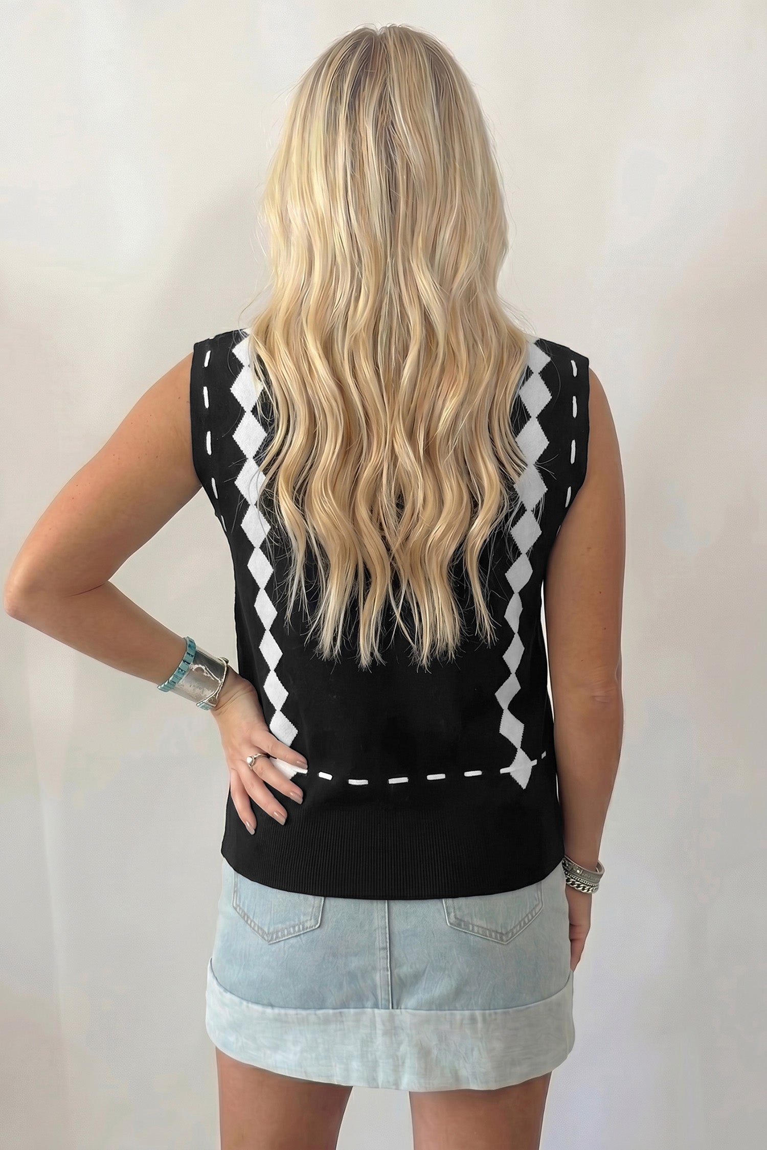 Western Horse Geometric Print Mock Neck Sweater Vest – Black