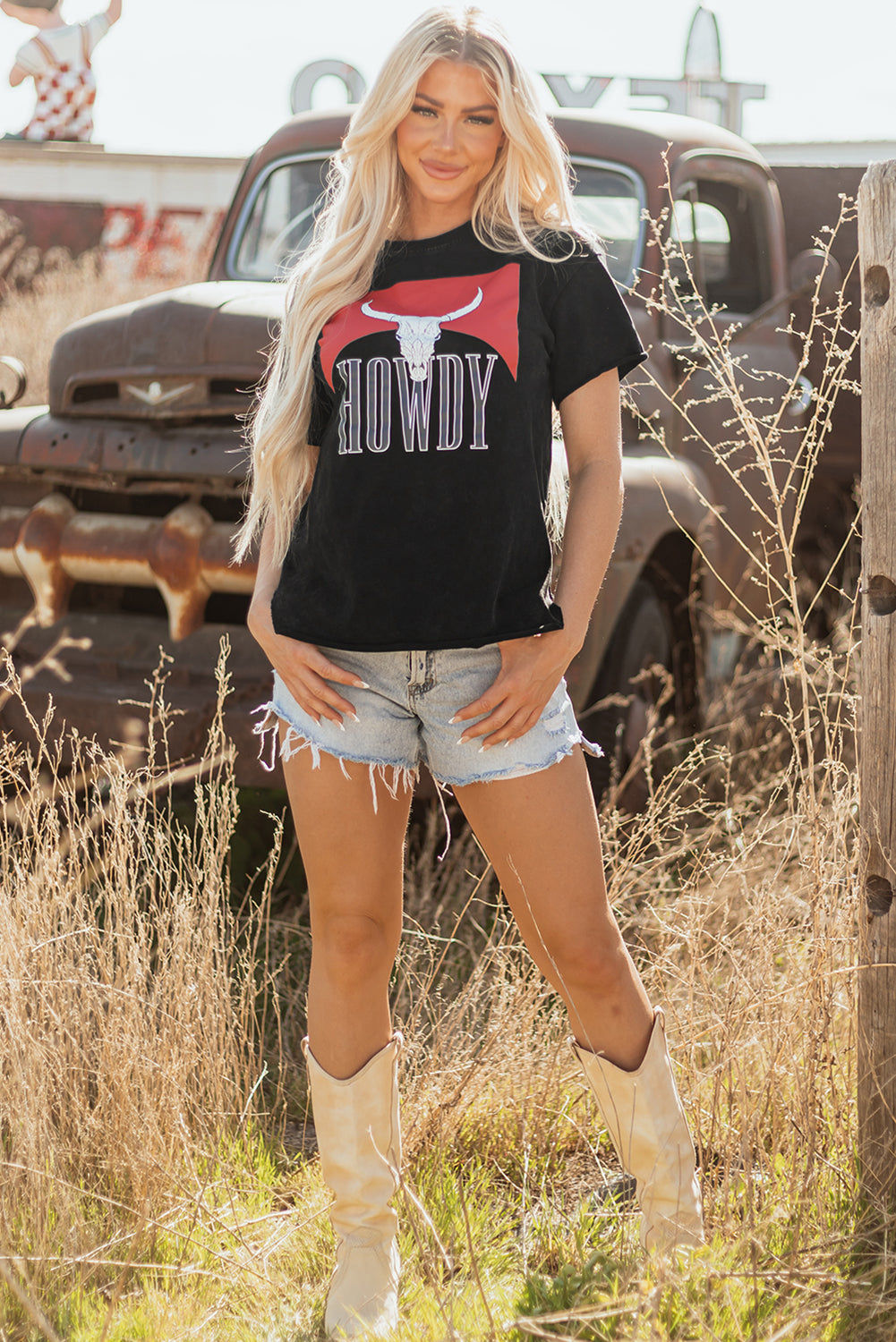 Black Western HOWDY Steer Head Print Side Slits Loose Fit T Shirt eAura