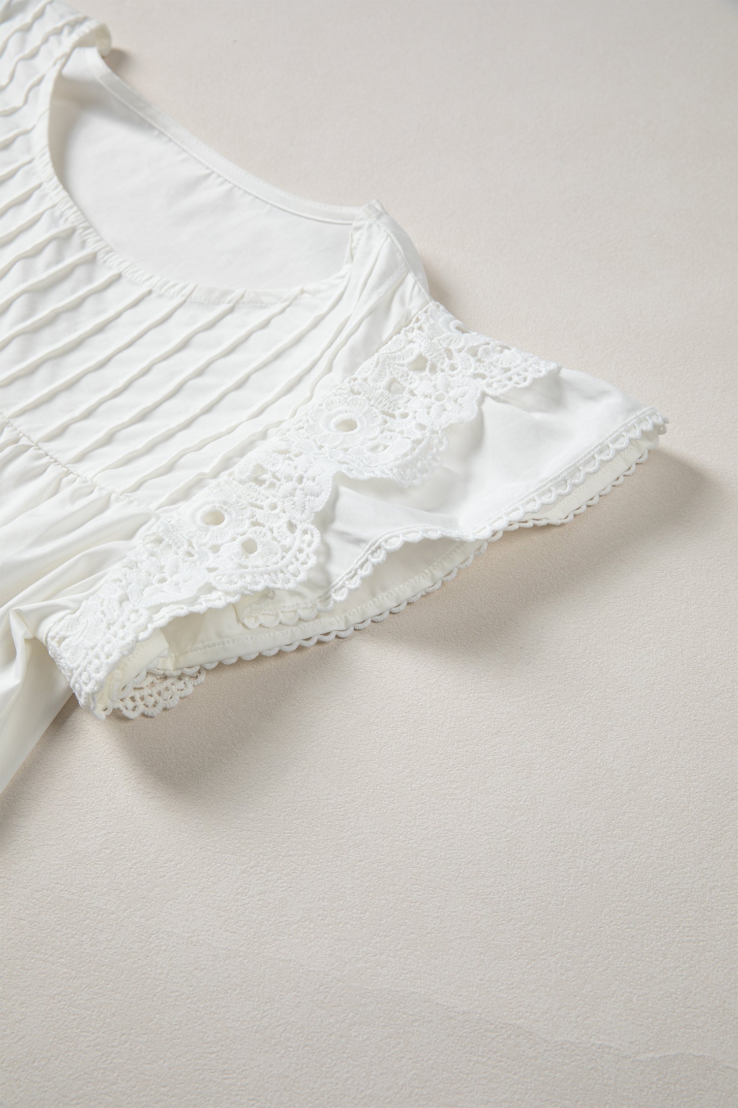 Bonbon Lace Detail Flutter Sleeve Pleated Round Neck Blouse – Pink