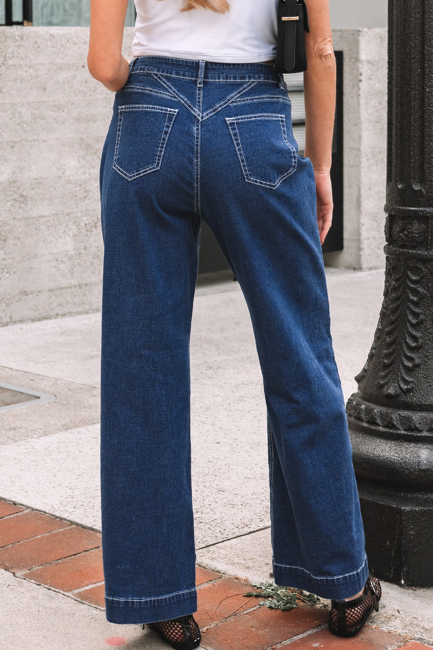 Stitched Waist Detail Loose Cuffed Jeans - eAura