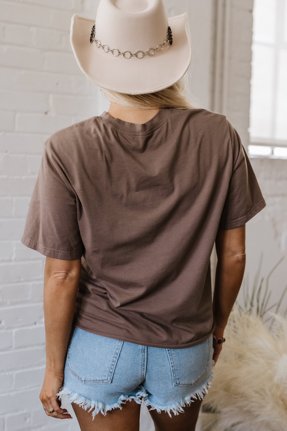 Chicory Coffee Honky Tonk Honey Graphic Crew Neck Western Fashion Tee Dear-Lover Dropshipping