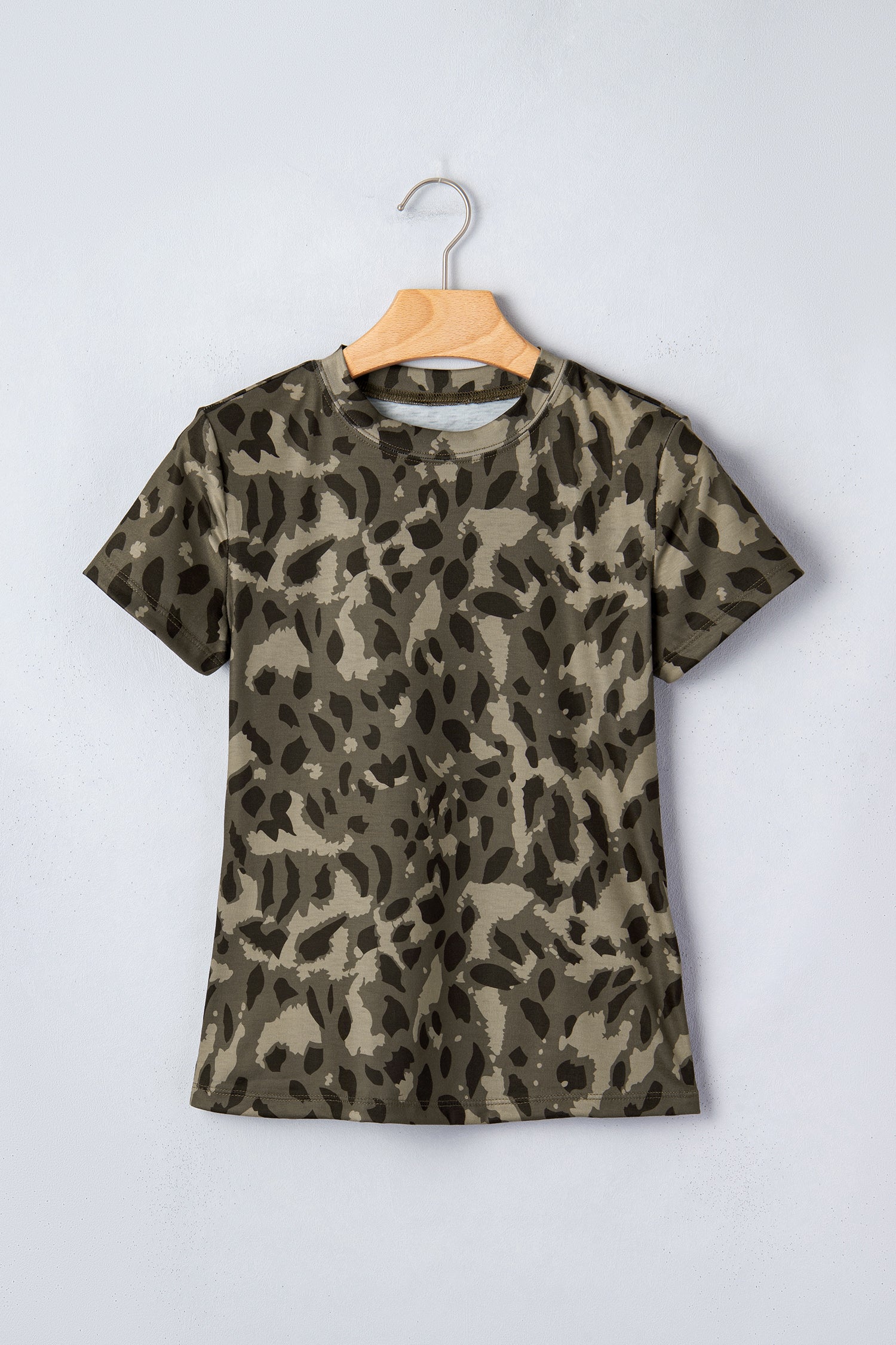 Retro Leopard Print Mock Neck Slim Tee – Brown