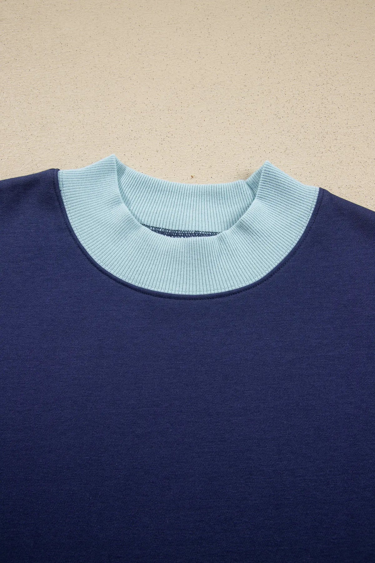 Colourblock Trim Crewneck Long Sleeve Pullover Sweatshirt – Pink