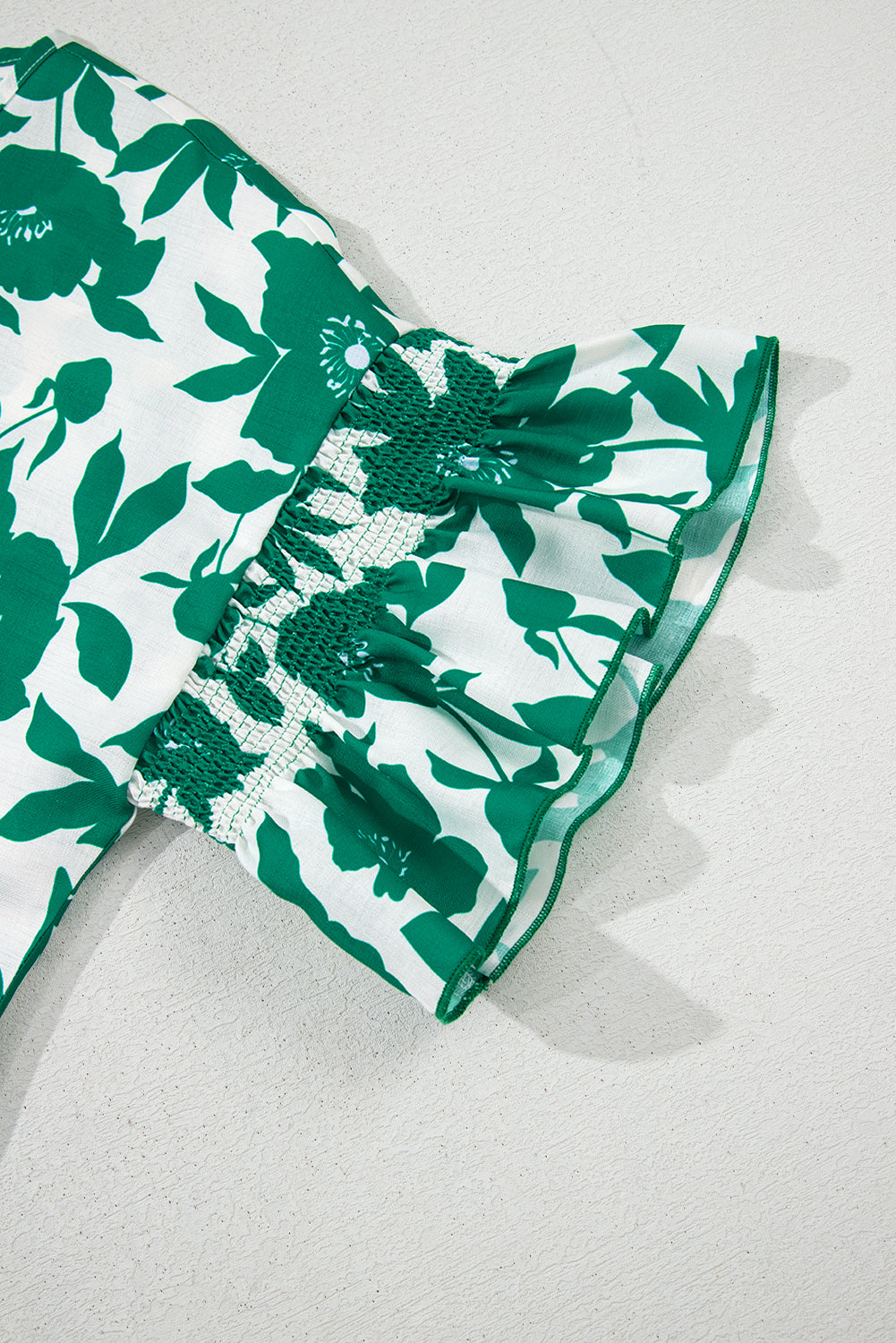 Green Floral Printed Ruffled Short Sleeve Round Neck Loose Blouse eAura